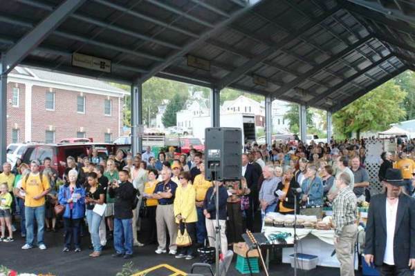 New West Virginia farmers market is solar powered