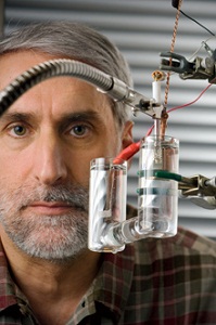 Solar device can be made of low cost materials