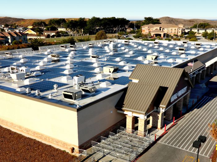 A SolarCity installation on a Walmart. Courtesy SolarCity.