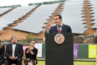 LA Mayor Villaragosa unveiling a PV array