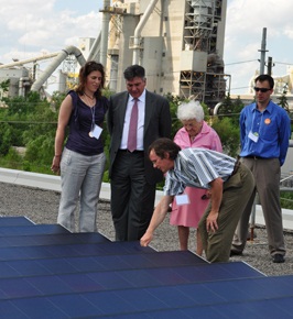 SolarShare bonds in Ontario provide 5 percent returns