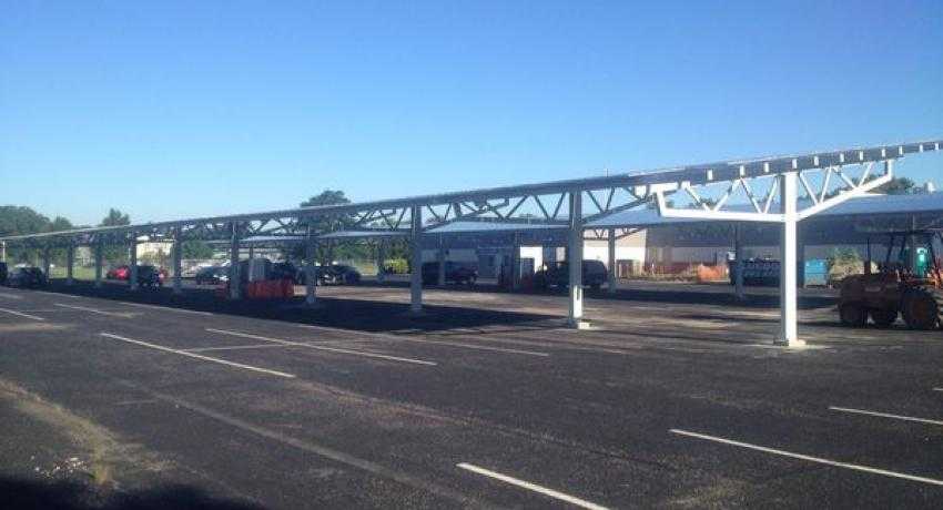 solar-powered electric vehicle charging station