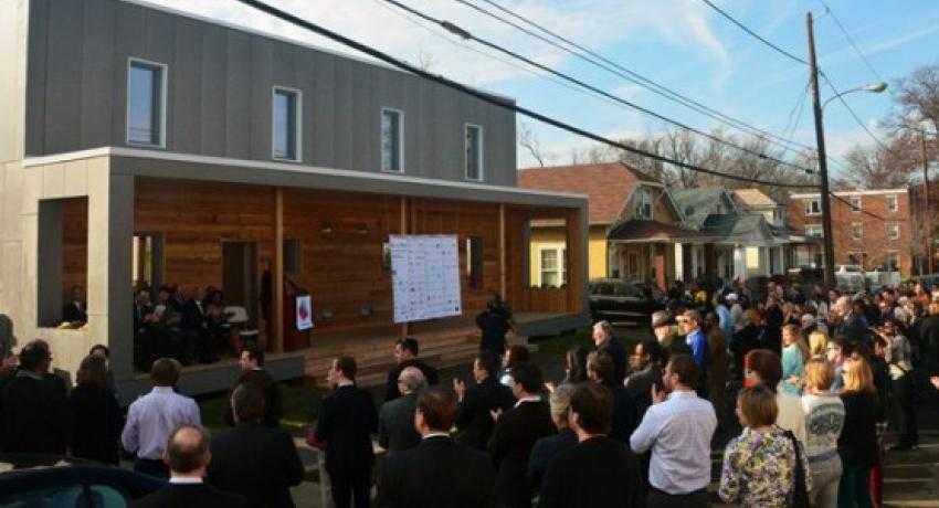 Habitat for Humanity installing solar