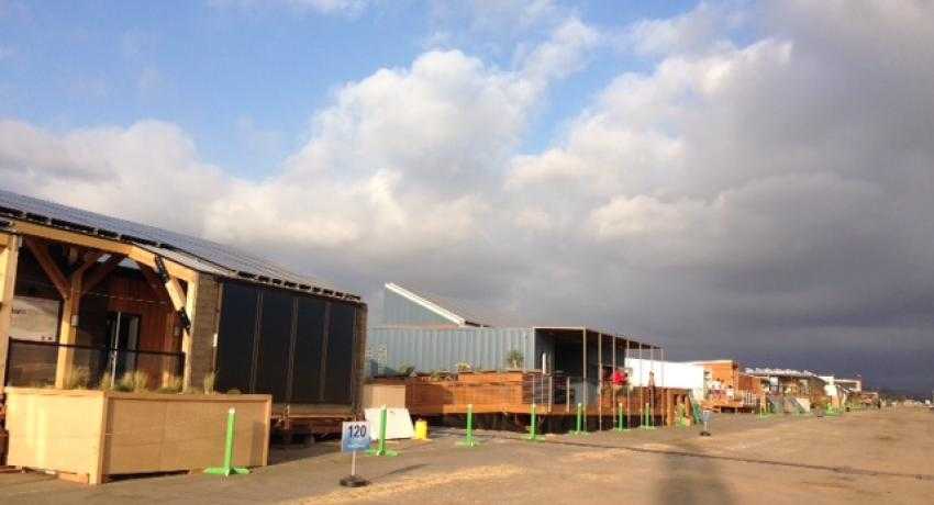 Solar Decthlon using microgrid