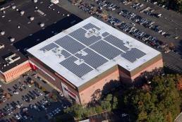 A Walgreens PV array in Ohio. Courtesy Walgreens.